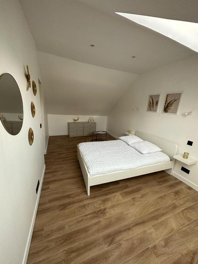 Chambres Dans Maison Neuve Au Style Chic Et Boheme Villeneuve-sous-Dammartin Экстерьер фото